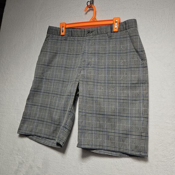 Travis Mathew Men's Plaid Golf Shorts Chino Casual Quick Dry Size 36 Pockets - Picture 3 of 7